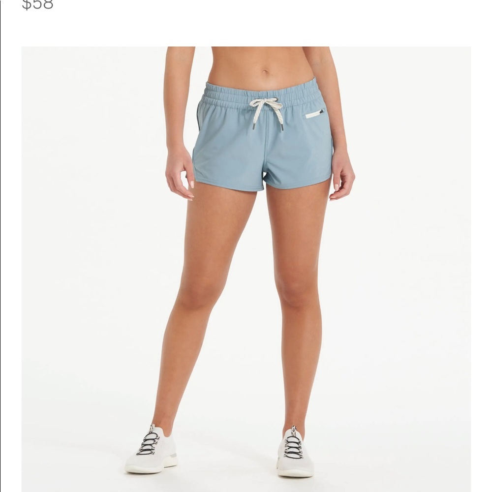 Vuori Shorts